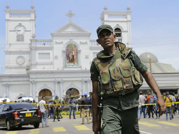  വിദേശ സഹായം അന്വേഷിക്കുന്നു