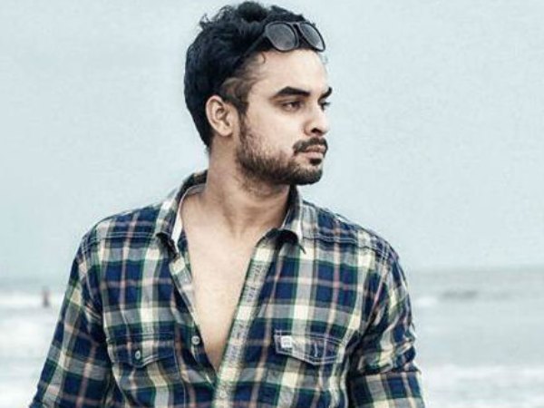 അങ്ങേക്ക് തന്നെ അപഹാസ്യം