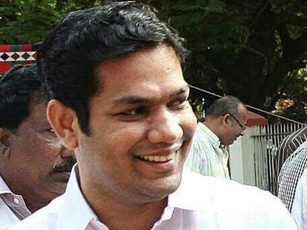  എറണാകുളത്ത്