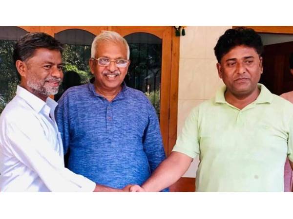 മോച്ചിയും അന്‍സാരിയും 