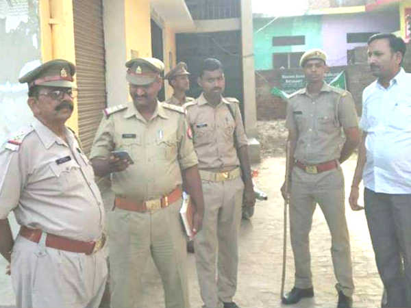 ചിത്രങ്ങള് പ്രചരിക്കുന്നു ചിത്രങ്ങള് പ്രചരിക്കുന്നു