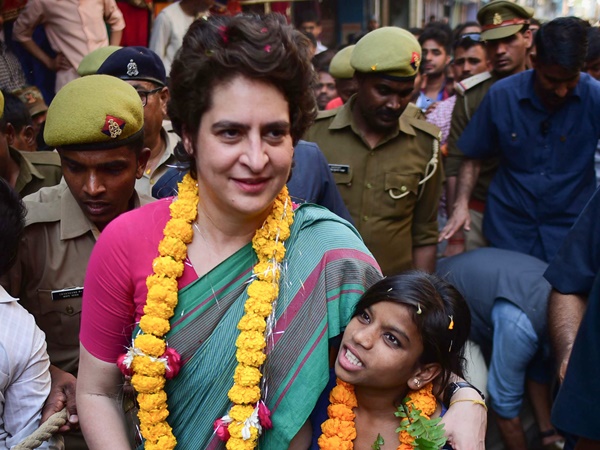 കോൺഗ്രസ് സന്തോഷിക്കണം