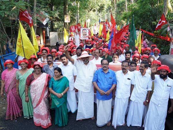  ഇടതുപക്ഷത്തെ തകര്‍ക്കാന്‍ ശ്രമമെന്ന്