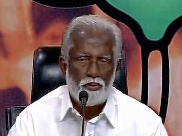 കുമ്മനം രാജശേഖരിനിലൂടെ 