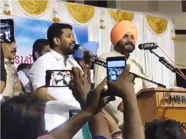  പ്രധാനമന്ത്രി തന്നെ