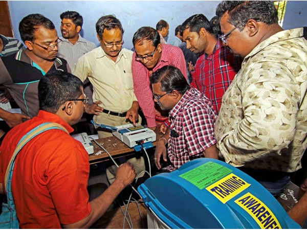 പ്രതിഷേധിച്ചു