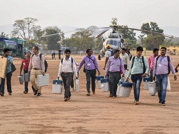  ഉരുണ്ടുകളിച്ച് അധികൃതര്‍