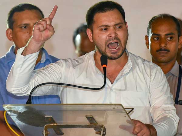 ചേരിപ്പോര് രൂക്ഷം ചേരിപ്പോര് രൂക്ഷം