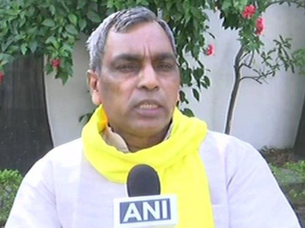 ഒറ്റയ്ക്ക് മത്സരിക്കും