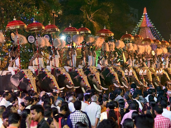 പ്രതികരിച്ചപ്പോൾ