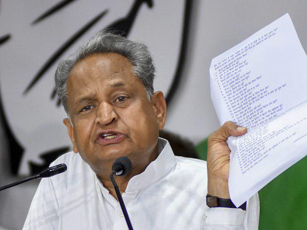 ഗെലോട്ടിന്റെ മറുപടി ഗെലോട്ടിന്റെ മറുപടി
