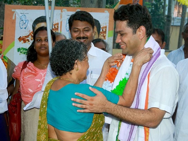 ഏഴിടത്തും യുഡിഎഫ് മുന്നേറ്റം