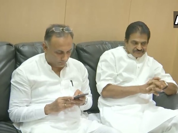 ബെംഗളൂരുവില്‍ എത്തി