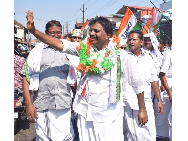 കൊടിക്കുന്നിലിന് വൻ ജനപ്രിയത