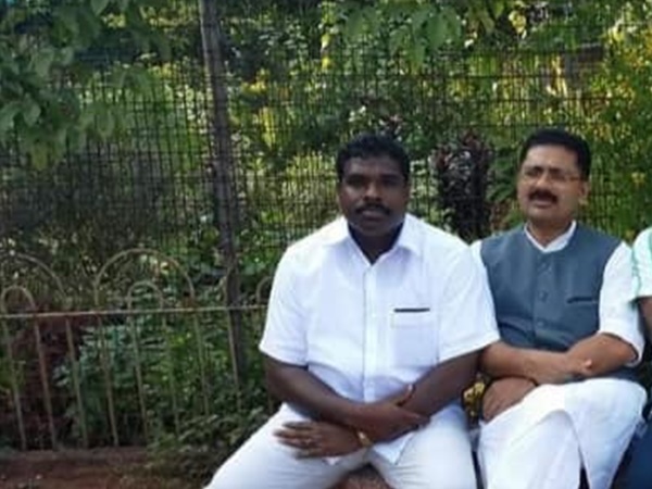 നിരവധി ഫോട്ടോകൾ