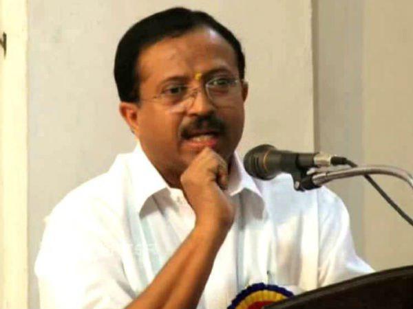 ഉരിയാടാതെ