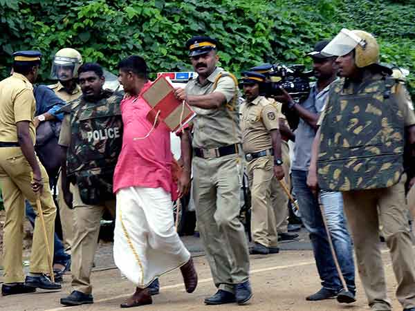 കേസിൽ പ്രതിയാവുകയോ ചെയ്തിട്ടില്ലല്ലോ