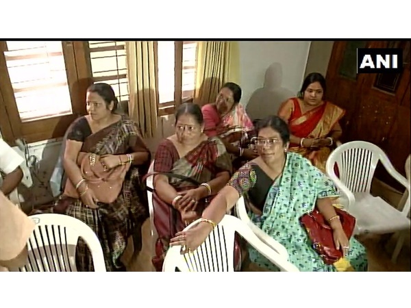 20 കൗണ്‍സിലര്‍മാരും