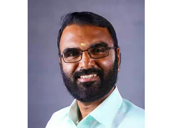 പോരിനിറങ്ങിയവര് പോരിനിറങ്ങിയവര്