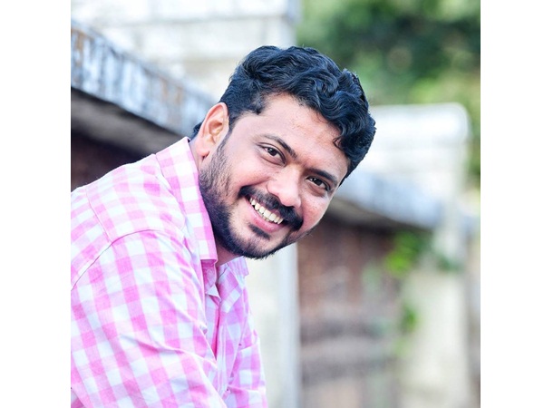 യുവ രക്തത്തിന്റെ പ്രതീകം യുവ രക്തത്തിന്റെ പ്രതീകം