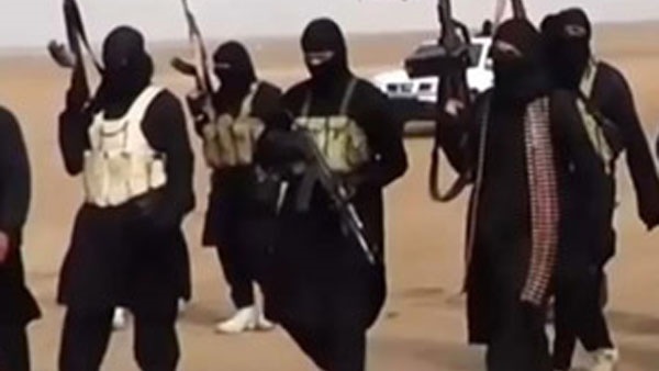 മൂന്ന് മക്കളും യുദ്ധത്തില് മൂന്ന് മക്കളും യുദ്ധത്തില്