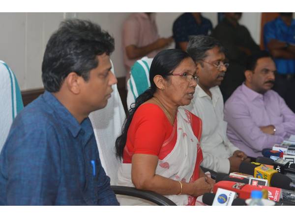 ബോധവല്‍ക്കരണ പ്രവര്‍ത്തനങ്ങള്‍ 
