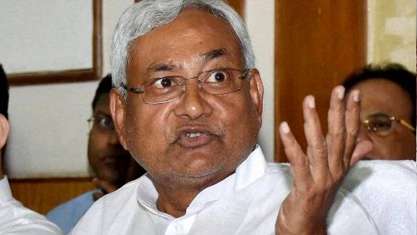  ഒറ്റയ്ക്ക് 