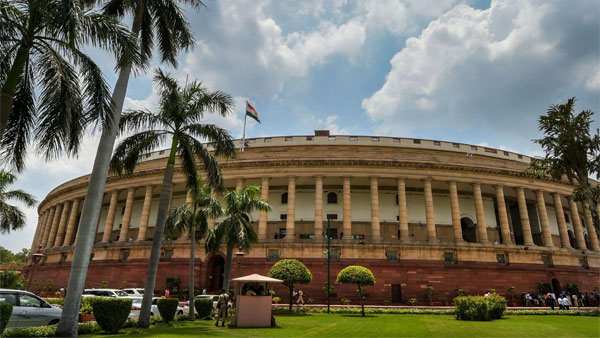 സൈനിക താവളം ആക്രമിക്കാൻ