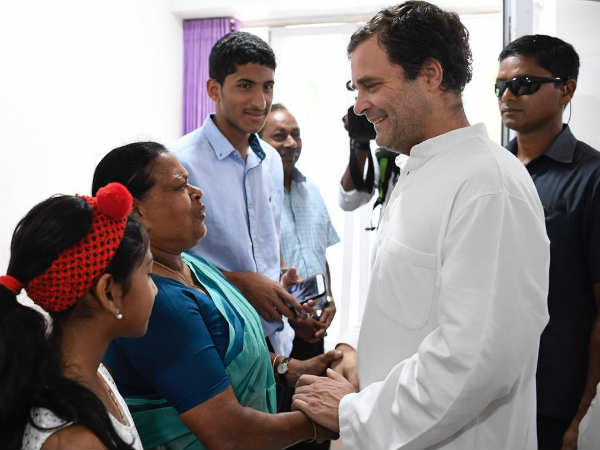 രാജമ്മയെ കാണാന്‍ എത്തി