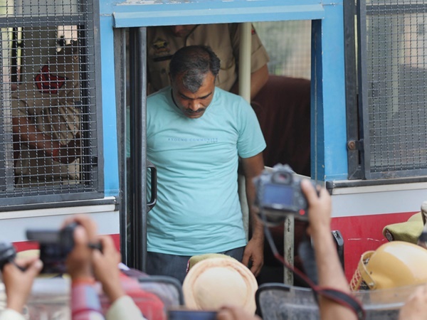 സുരീന്ദര് കുമാര് സുരീന്ദര് കുമാര്