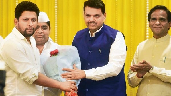 മകന് സീറ്റ് നിഷേധം