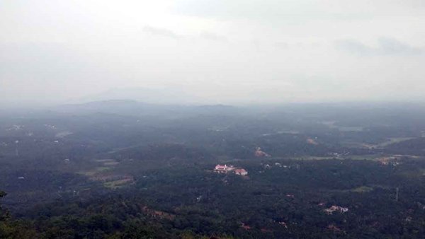 റിസോര്ട്ടുമടകൾക്ക് പരാതി റിസോര്ട്ടുമടകൾക്ക് പരാതി