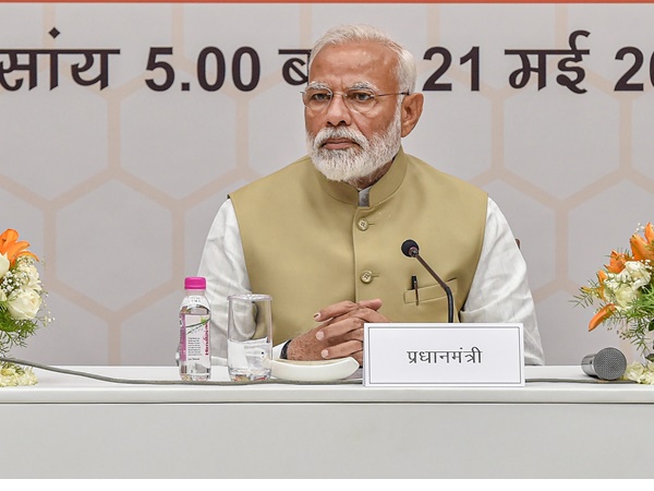 കൂടുതൽ പേർ