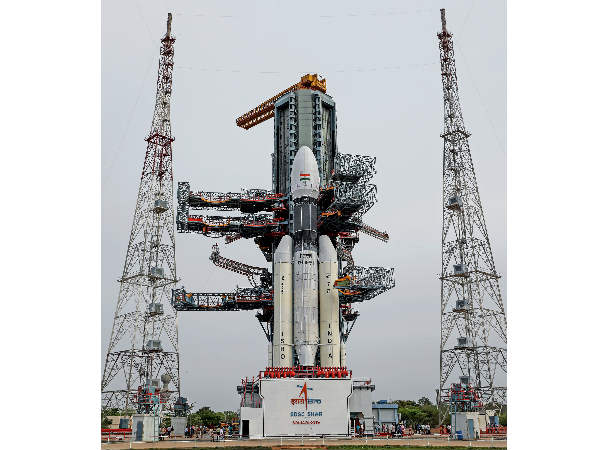 പുലര്‍ച്ചെ വിക്ഷേപണം