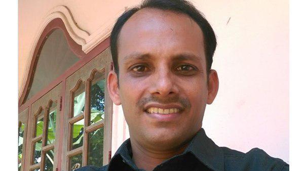  ആട്ടും തുപ്പും 