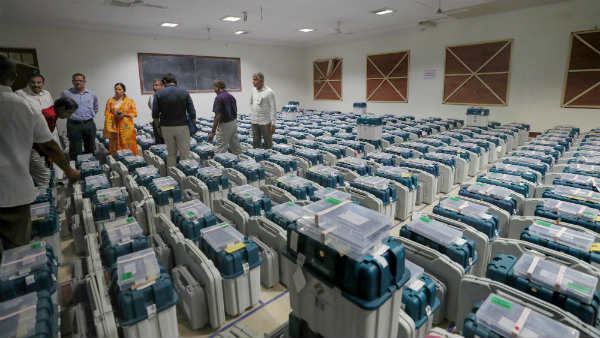 പിന്തുണയ്ക്കണം