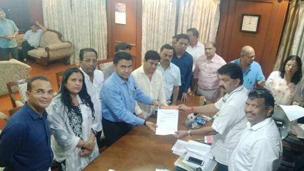 ശേഷിക്കുന്നവരുമായി ചര്‍ച്ച