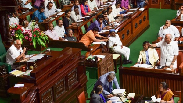 അയോഗ്യതാ നീക്കം