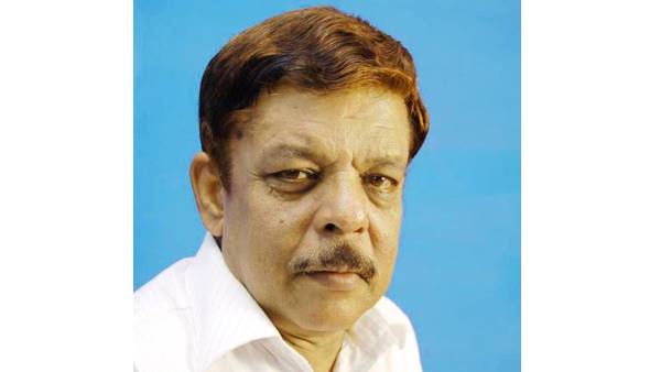  ചീട്ടുകൊട്ടാരമാക്കിയെന്ന് 