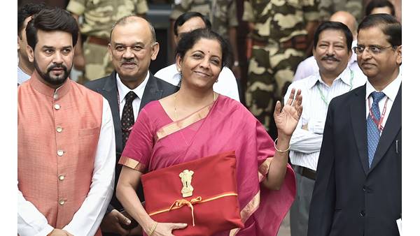  സ്ത്രീ ശാക്തികരണ പദ്ധതികള്‍- 