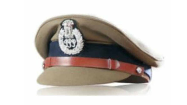 പോലീസുകാരെ രക്ഷിക്കാനുള്ള വ്യഗ്രത