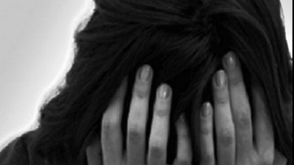  റെയില്‍വേ സ്റ്റേഷനില്‍ വിട്ടയച്ചു 