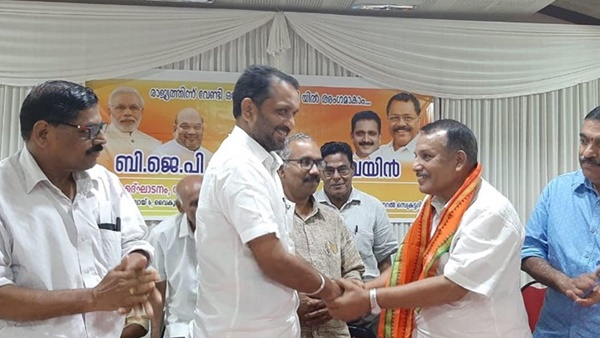 കോണ്‍ഗ്രസ് എസിലും എന്‍സിപിയിലും