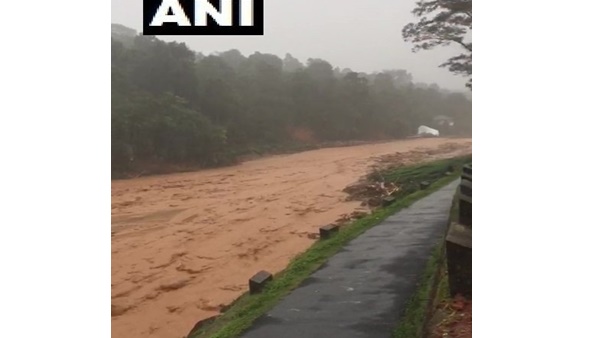 വെള്ളപ്പൊക്കം രൂക്ഷം