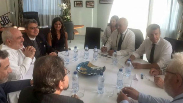  ക്ഷണിച്ചത് ഫ്രഞ്ച് പ്രസിഡന്റ്