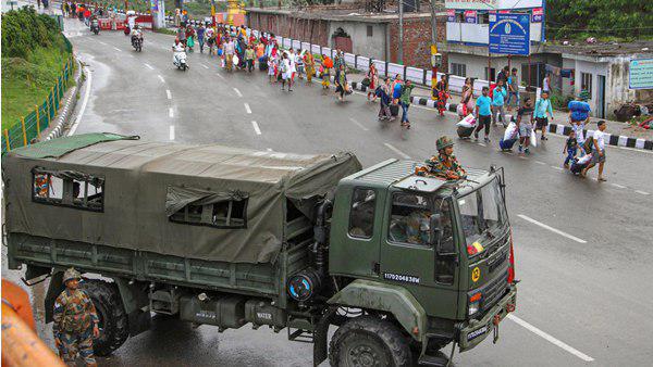 പോലീസിനെ നേരിടും