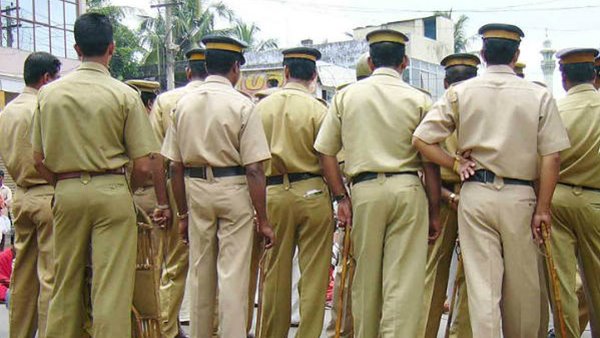 അറസ്റ്റ് ചട്ടങ്ങൾ പാലിക്കപ്പെടുന്നില്ല