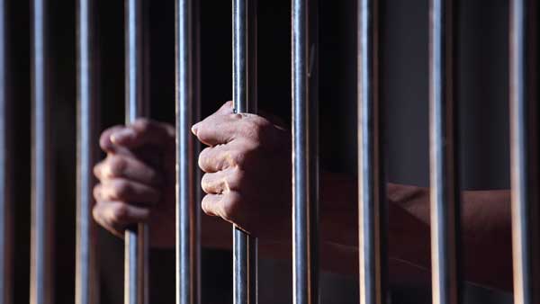 അജ്മാന്‍ ജയിലില്‍