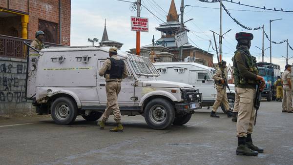  ആര്‍ക്കും സന്ദര്‍ശിക്കാം?