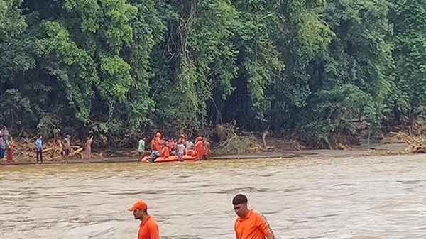 ബോട്ടിൽ 
